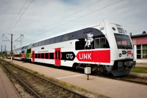 „LTG Link“ nuotr. / Brangstant kurui, kelionės traukiniais pinga perpus.