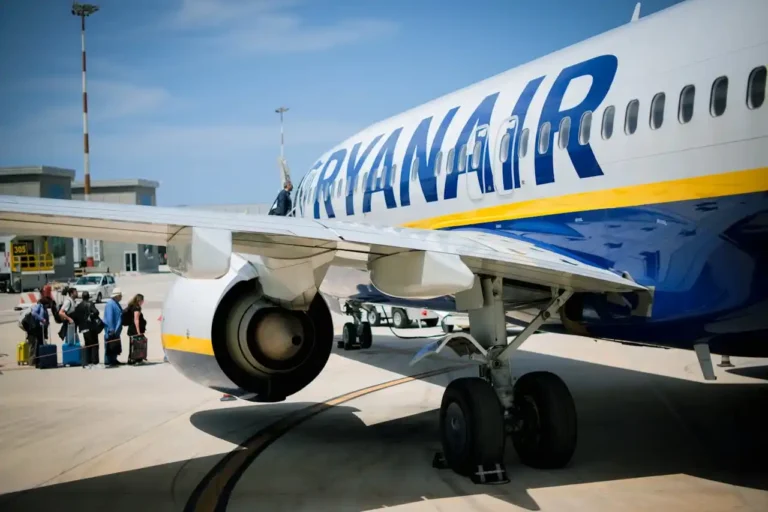 „Ryanair“ paskelbė skrydžių bilietų akciją