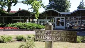 Lietuvos nacionalinės Martyno Mažvydo bibliotekos vasaros rezidencija – Palangos skaitykloje