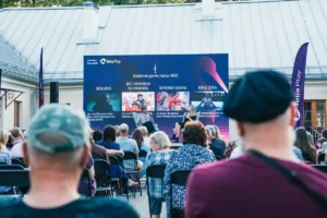 Sidabrinės gervės naktys (Eimanto Lavinsko nuotr.)
