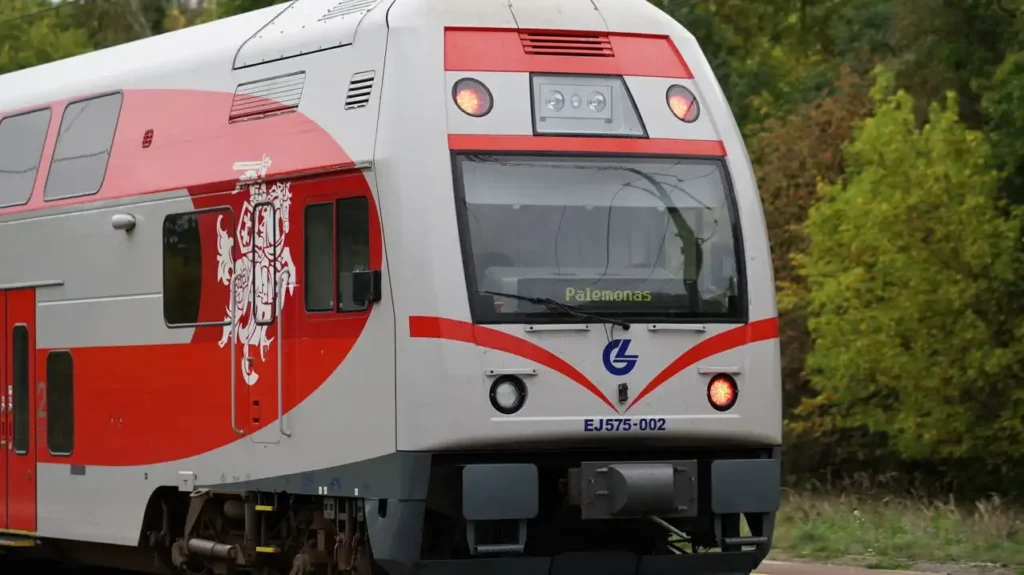 Maršrute Vilnius–Klaipėda–Vilnius – iki 40% pigesni traukinio bilietai
