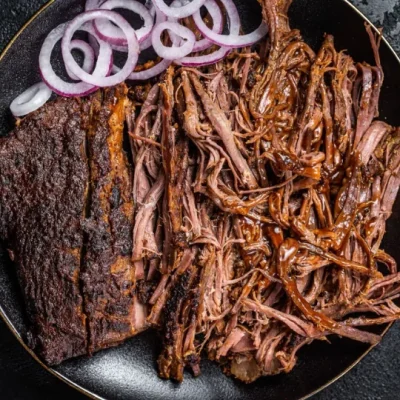 Shutterstock nuotr. / Kepta plėšyta kiauliena