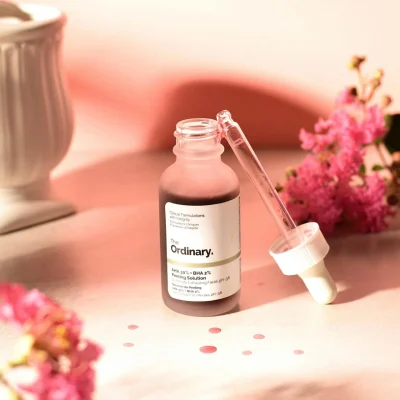 Oficialios gamintojų parduotuvės: kaip pirkti 'The Ordinary' ir kitą moksliškai pagrįstą kosmetiką tiesiai iš laboratorijų su balandžio nuolaidomis.